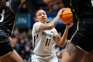 J.J. Quinerly scores 21, adds seven steals to lead No. 17 WVU past Texas Tech